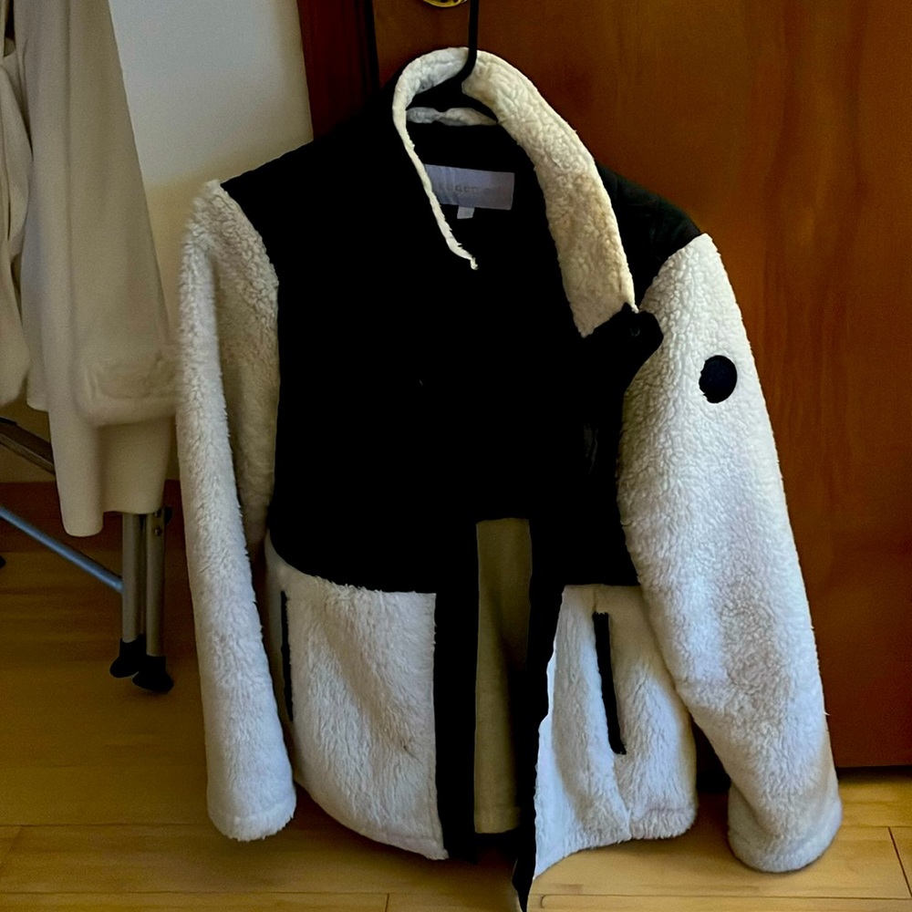 Women’s Madden Girl Large Fleece Zip Up